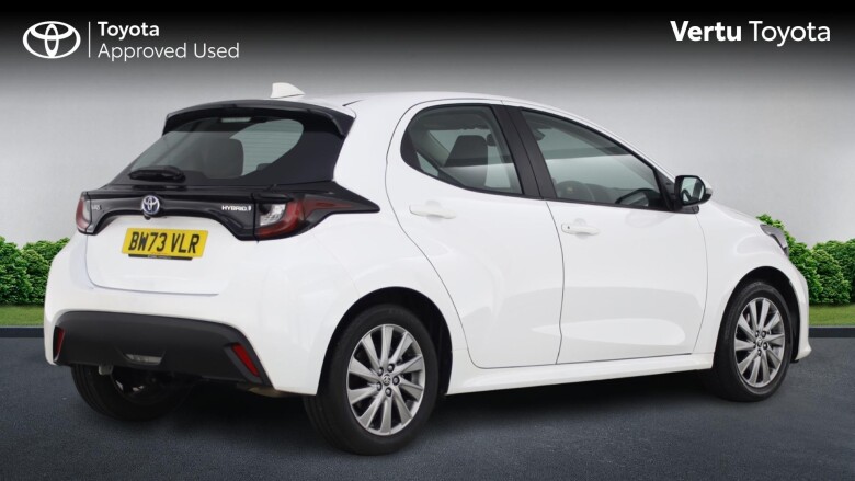 Toyota Yaris 1.5 Hybrid Icon 5dr CVT Hybrid Hatchback